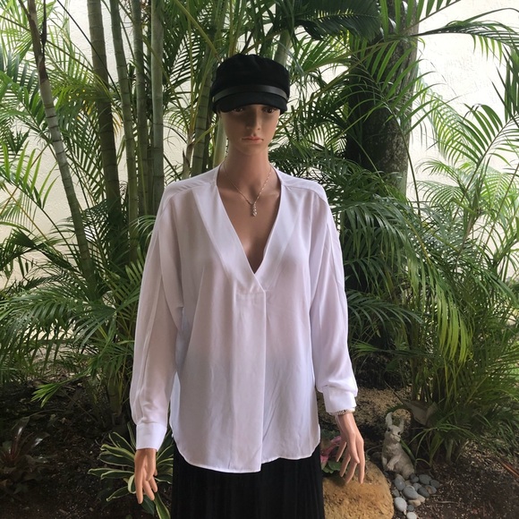 Lovely White V-Neck Blouse **New** - Picture 1 of 10